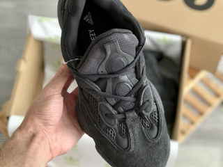Adidas Yeezy Boost 500 Black Unisex foto 2