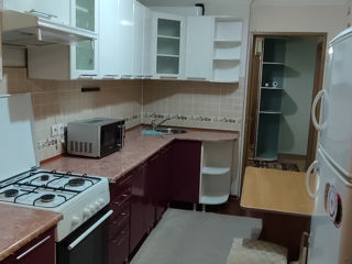 Apartament cu 2 camere, 55 m², Podul Chișinăului, Bălți