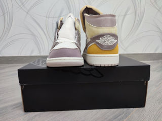 Air Jordan 1 Mid SE Craft Taupe Haze foto 5