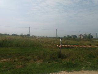 Se vinde urgent teren pentru constructie foto 5