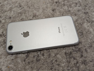 iPhone 7 32GB foto 5