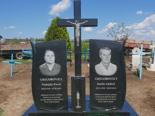 Памятники из гранита от производителя! в Молдове foto 2