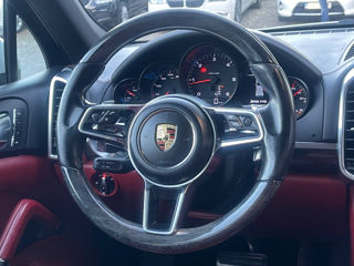 Porsche Cayenne foto 8