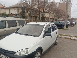 Opel Corsa foto 4