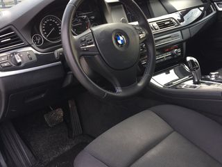 BMW 5 Series foto 7