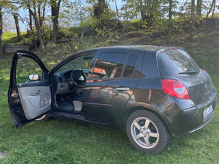 Renault Clio foto 4