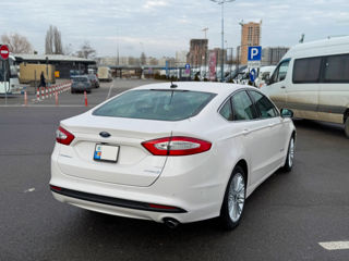 Ford Fusion foto 6