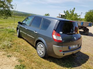 Renault Grand Scenic foto 3