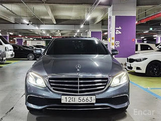 Mercedes E-Class foto 3