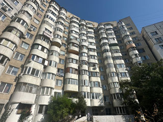 Apartament cu 2 camere, 55 m², Centru, Chișinău