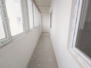 Apartament 56m2 ( 1dormitor + living cu bucataria) foto 3