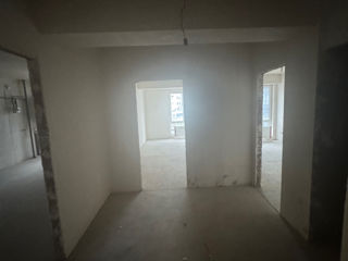 2-комн. кв., 77 м², 3/13 эт.