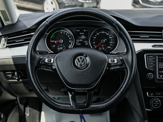 Volkswagen Passat foto 10