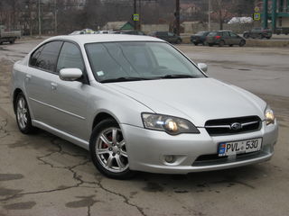 Subaru Legacy foto 1