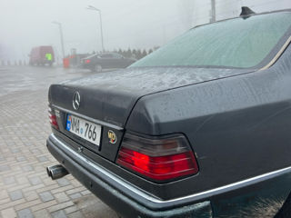 Mercedes E-Class foto 7