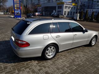 Mercedes E Class foto 4