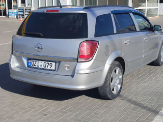 Opel Astra foto 4