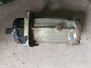 Pompă hidraulică pentru macara (hidromotor, ghidronasos) foto 4