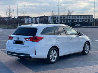 Toyota Auris foto 4