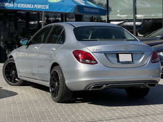 Mercedes C-Class foto 5