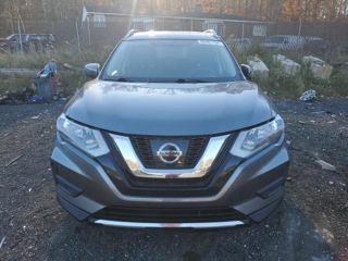 Nissan Rogue foto 2