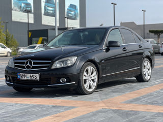 Mercedes C-Class foto 4