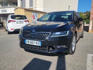 Skoda Superb foto 3