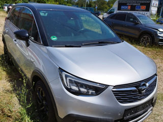 Opel Crossland X foto 2