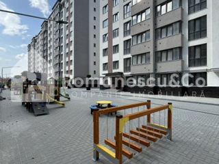 Apartament cu 3 camere, 99 m², Buiucani, Chișinău foto 3