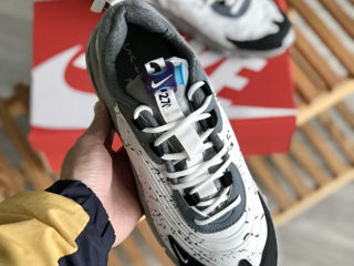 Nike Air Max 270 React Grey x Travis Scott foto 2