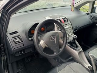 Toyota Auris foto 8