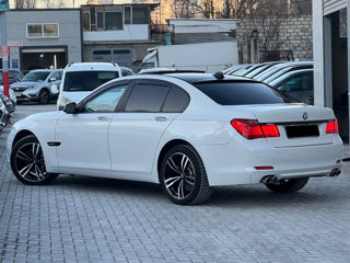 BMW 7 Series foto 3