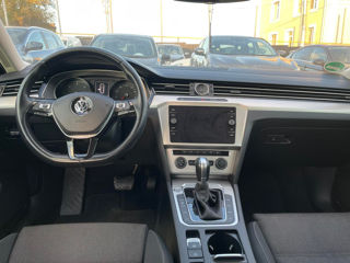 Volkswagen Passat foto 9