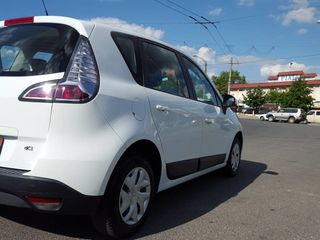 Renault Scenic foto 1