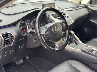 Lexus NX Series foto 8