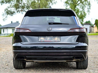 Volkswagen Touareg foto 3