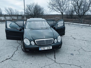 Mercedes E-Class foto 9