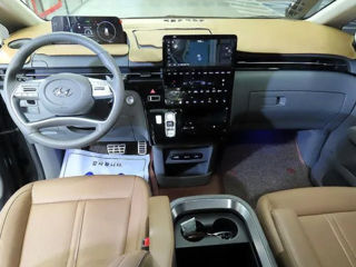 Hyundai Staria foto 8