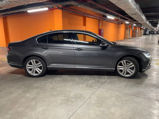 Volkswagen Passat foto 3