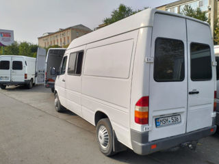 Mercedes Sprinter foto 2