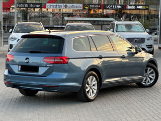 Volkswagen Passat foto 5