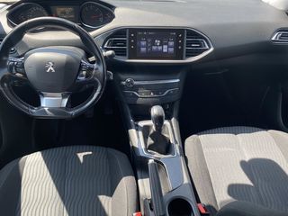 Peugeot 308 foto 7