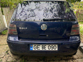 Volkswagen Golf foto 1