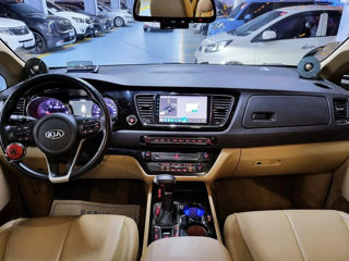 KIA Carnival foto 7