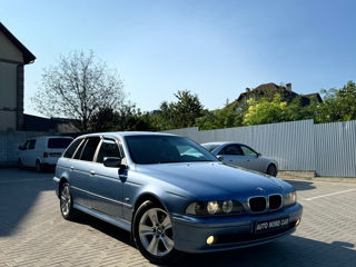 BMW 5 Series foto 2