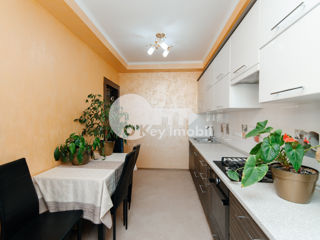 Apartament cu 2 camere, 60 m², Durlești, Chișinău foto 3