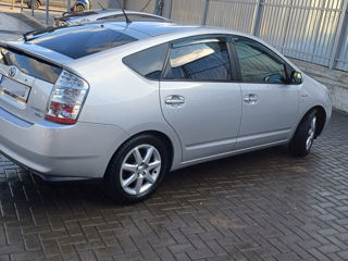 Toyota Prius foto 3