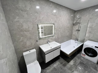 Apartament cu 2 camere, 82 m², Botanica, Chișinău foto 8