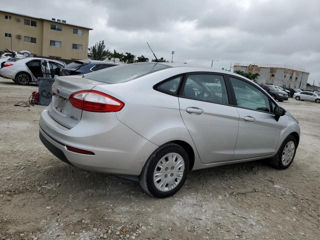 Ford Fiesta foto 4