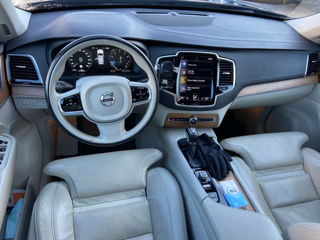 Volvo XC90 foto 9